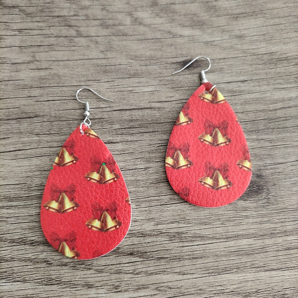 NWT Christmas Faux Leather Earrings